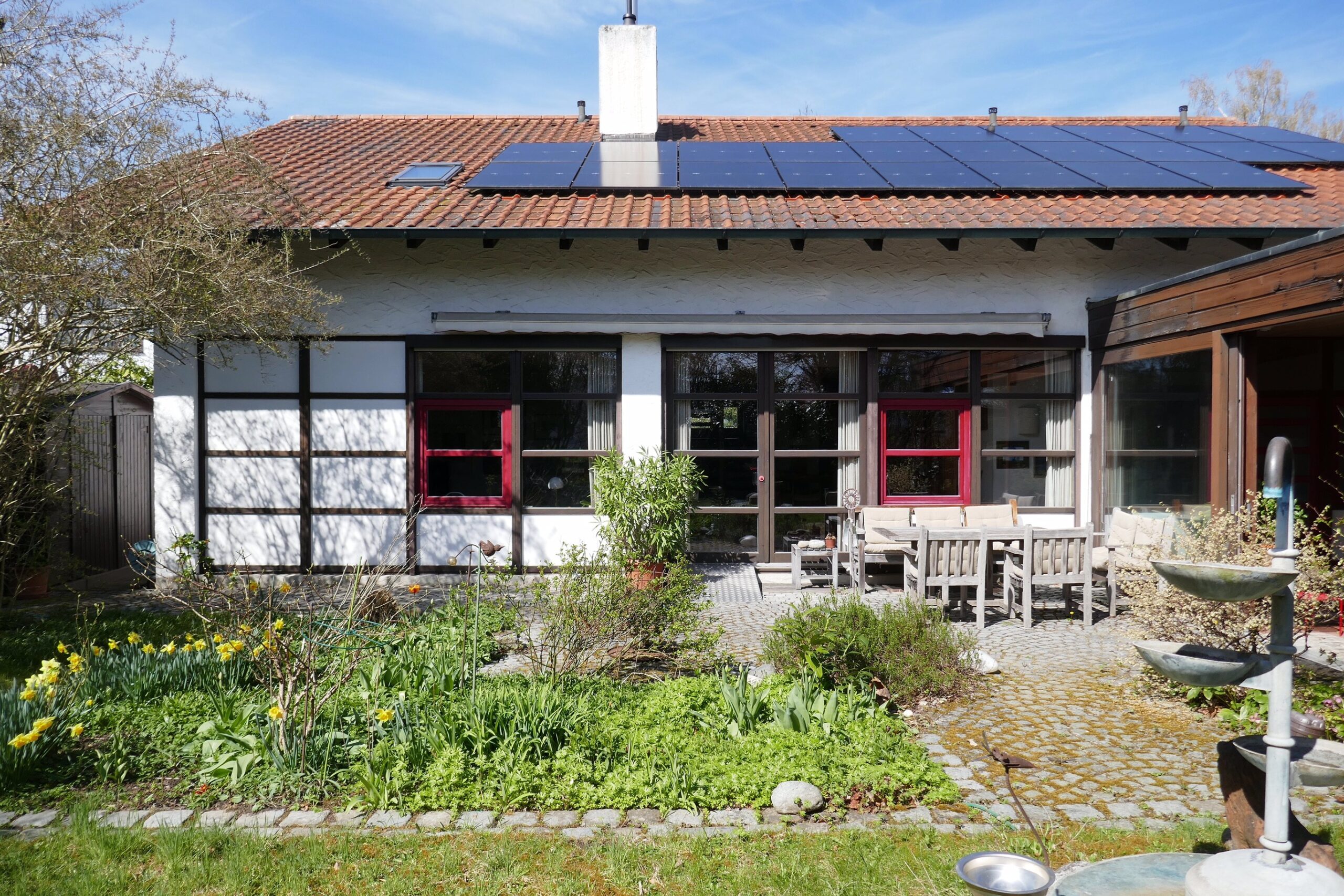 Aussenbild Terrasse scaled